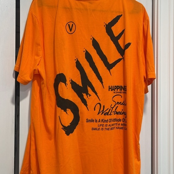 Orange T-shirt with positive vibe quote on front and back - Picture 2 of 2